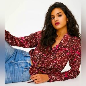 Aritzia Wilfred Tie-front blouse, patina brown / fuchsia, large NWT